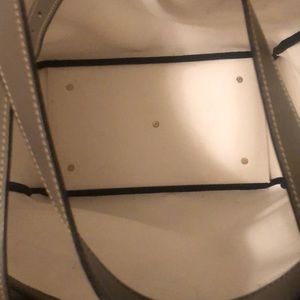 Dooney & Bourke Bags - Dooney & Bourke Large handbag Dooney & Bourke Bags - Dooney & Bourke Large handbag